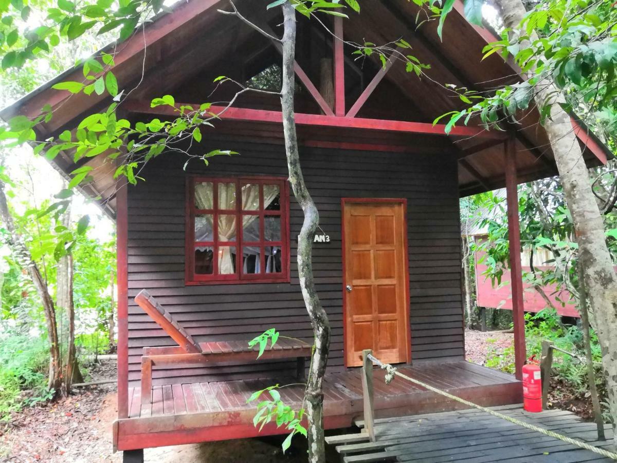 Borneo Natural Sukau Bilit Resort Exterior foto